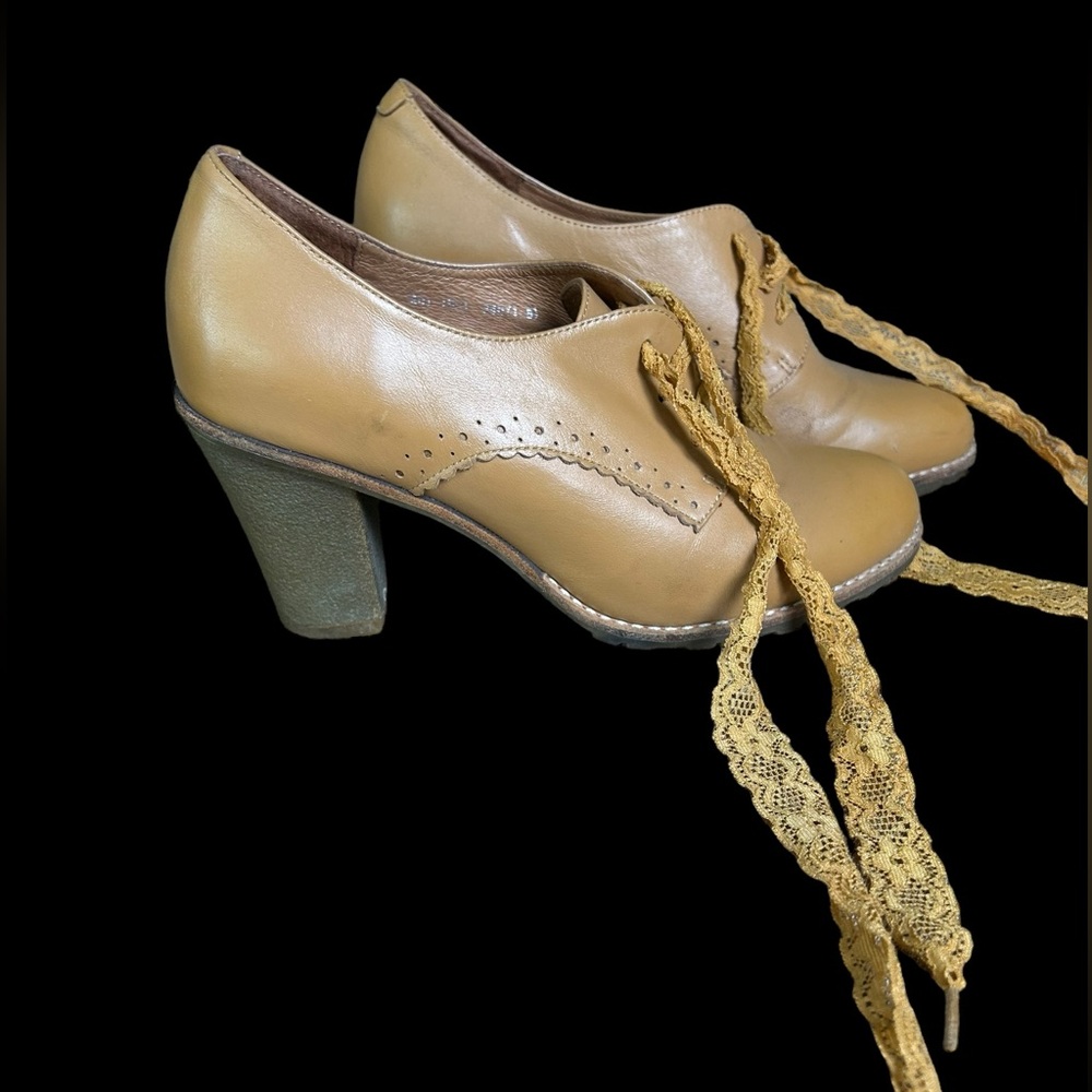 Belle Retro Oxford Lace Up Wedges